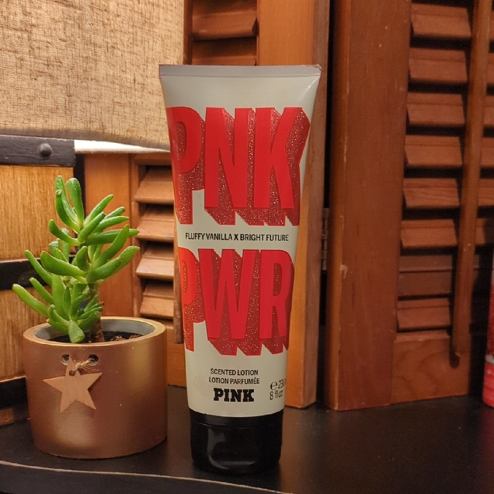 Victoria Secrets Pink PNK PWR Lotion Vanilla Coconut Pear 8 OZ NEW RARE OOS NICE